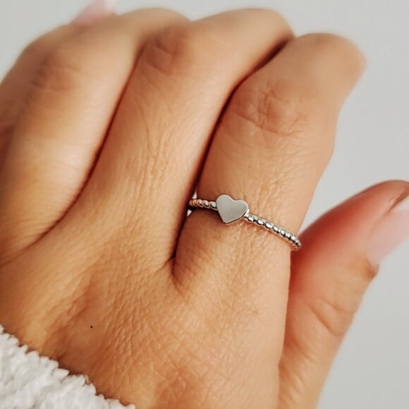 Simple Sterling Silver Heart Ring, Thin Heart Women Ring, 925 Minimalist Ring, - Picture 5 of 9